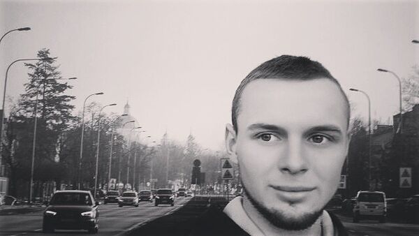  -,   Petro, 27 ,   ,   , c 