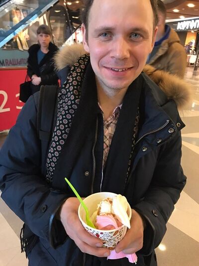  ,   Mikhail, 39 ,   ,   , c 
