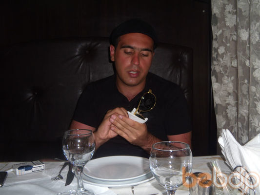  ,   Garry, 37 ,   