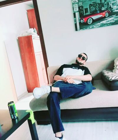  ,   Ali, 24 ,   ,   