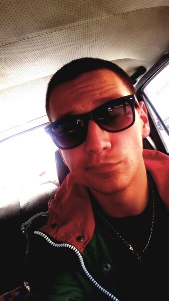  ,   Artem, 33 ,   ,   , c 