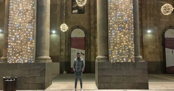  ,   Zak, 29 ,   ,   