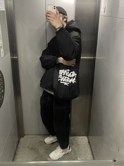  ,   Maxim, 26 ,     , c 