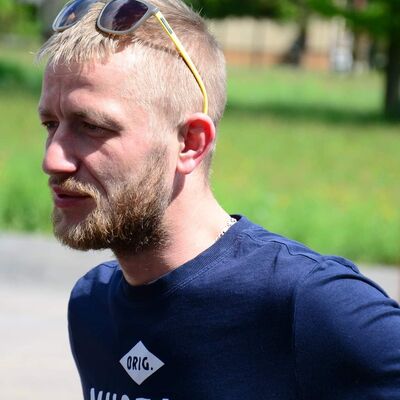  ,   Mikolaj, 33 ,   ,   