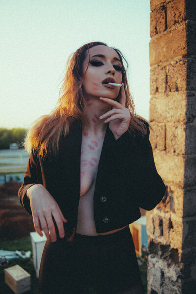  ,   Diana, 23 ,   