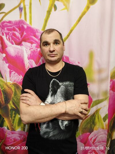  ,   Sergei, 42 ,   c 