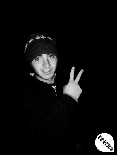  ,   Vako, 31 ,   