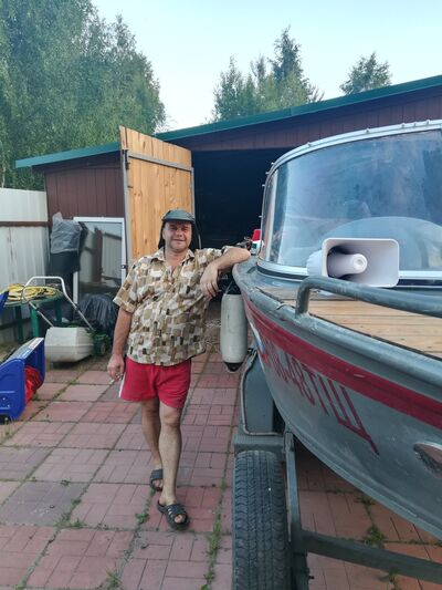  ,   Dmitrij, 54 ,   c 