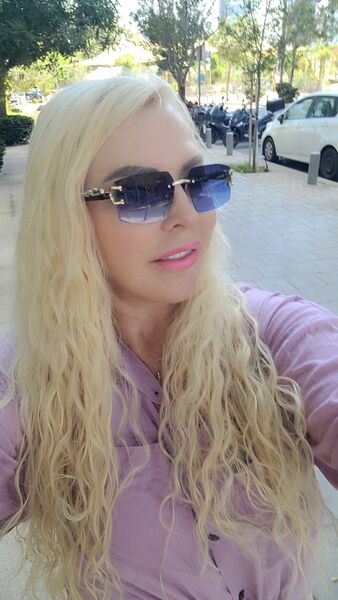  Tel Aviv-Yafo,   Larisa, 54 ,   ,   