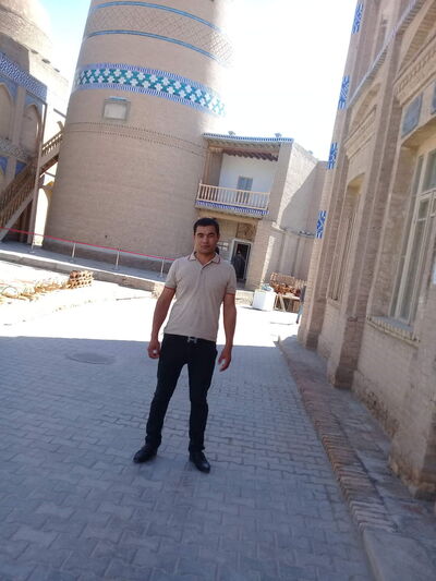  ,   Elnurbek, 34 ,   ,   