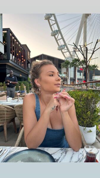  Frankfurt am Main,   Veronika, 28 ,   ,   , c 