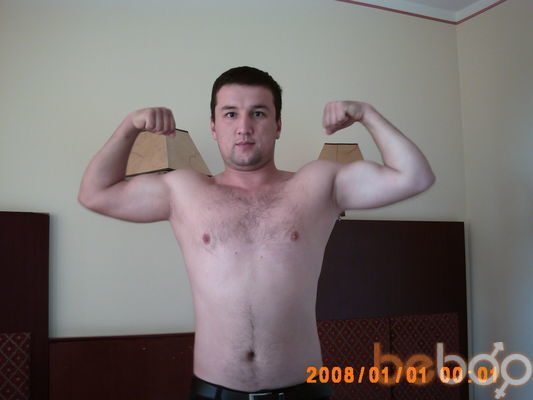 ,   Maksim, 38 ,   