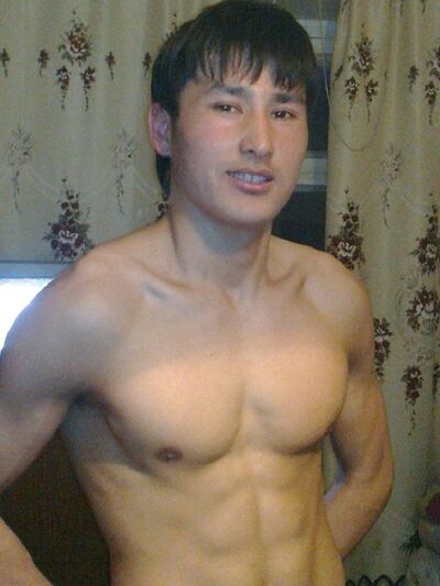  ,   Artur, 35 ,   