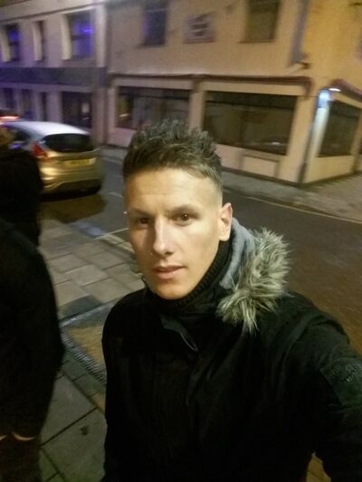  ,   Denis, 38 ,   ,   , c 
