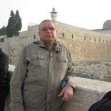  ,   Leonid, 66 ,   