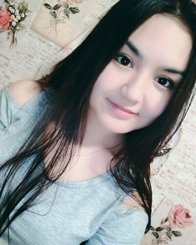  ,   Milana, 25 ,   ,   