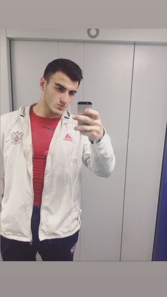  ,   Gio, 27 ,   ,   