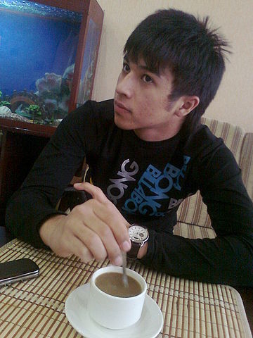  ,   Shoxrux, 33 ,   