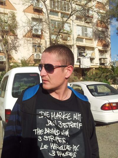  ,   Vadim, 38 ,   