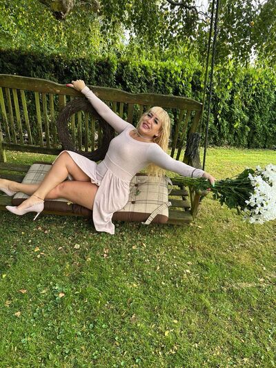  Leer,   Natali, 52 ,     , c 