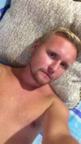  ,   Damian, 39 ,   ,   