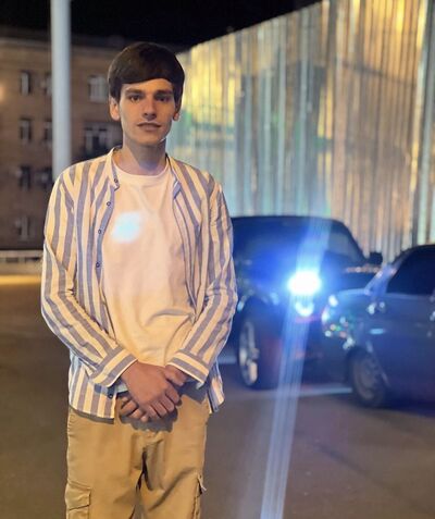  ,   Tigran, 24 ,   ,   