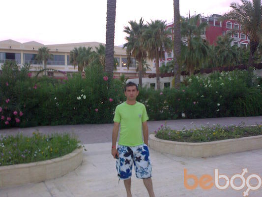  1601628  Emil, 41 ,    