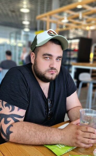  Rosengarten,   Artem, 28 ,   ,   , c 