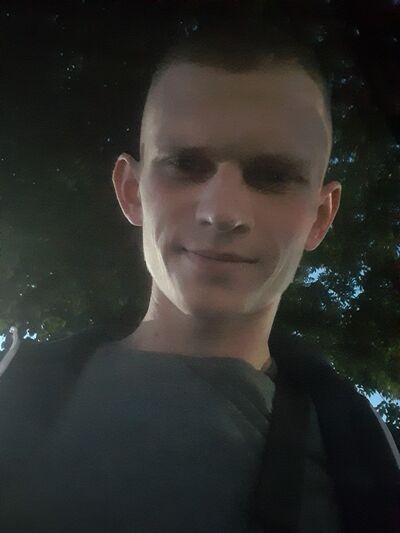  ,   Denis, 24 ,   ,   