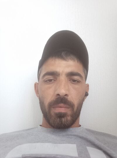  ,   Ruslan, 38 ,   ,   