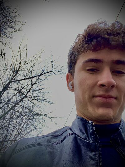  ,   Ahmed, 21 ,   ,   , c 