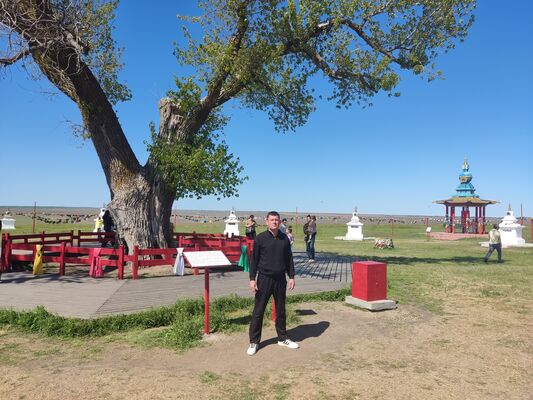  ,   Artem, 34 ,   ,   