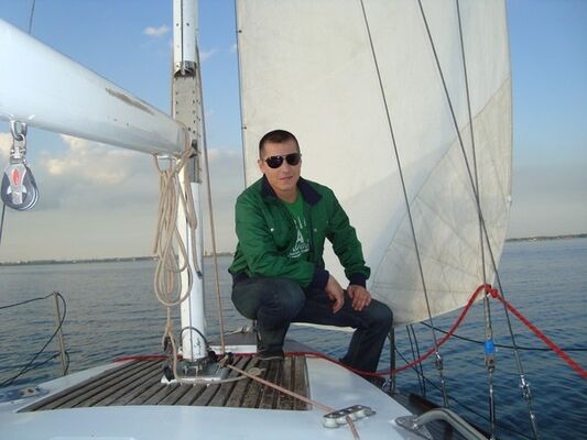  ,   Konstantin, 39 ,     , c 