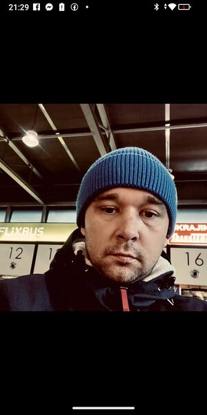  ,   Petro, 32 ,   ,   