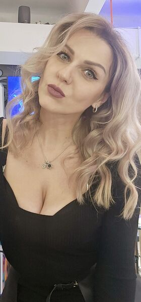  ,   Yuliya, 37 ,   ,   , c 