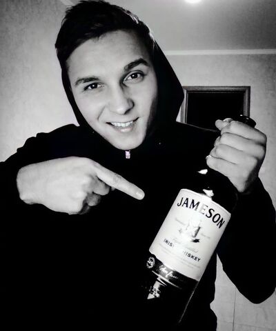  ,   Alexandr, 32 ,   ,   