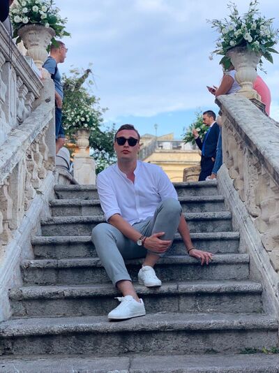  ,   Konstantin, 32 ,   ,   