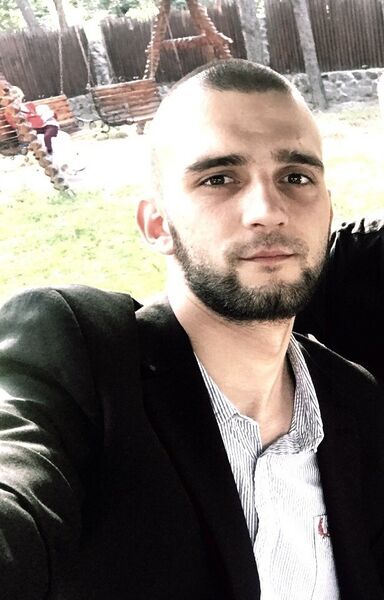  ,   Vlad, 32 ,  