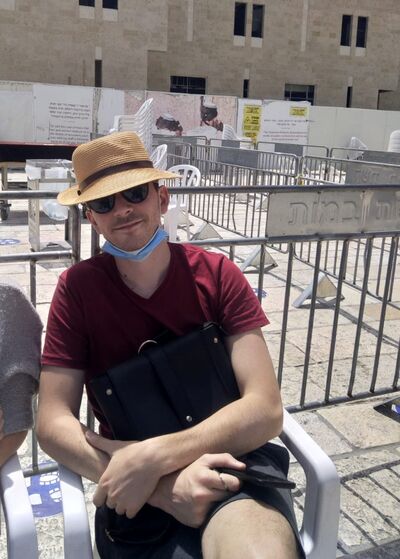  Hod HaSharon,   Leon, 34 ,   ,   , c 