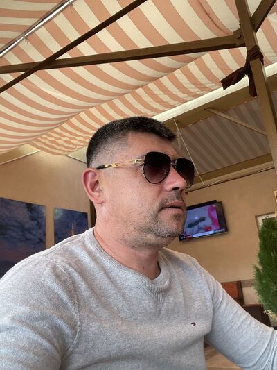  ,   MIHAIL, 42 ,   ,   , c , 