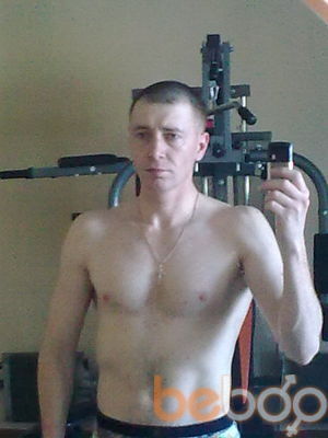  -,   Nik, 47 ,   