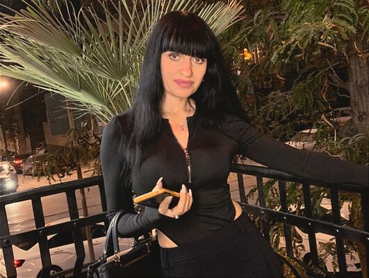  --,   Valentina, 41 ,  