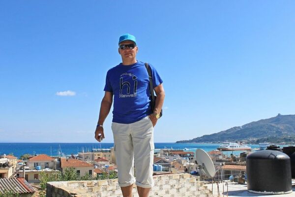  ,   Alex, 61 ,   ,   , c 