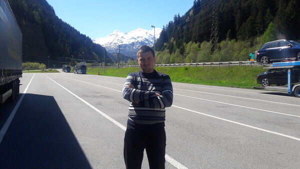  ,   Vadim, 39 ,   