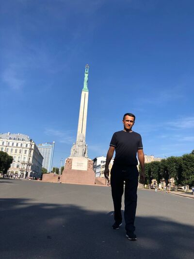  ,   Sirojiddin, 32 ,   c 