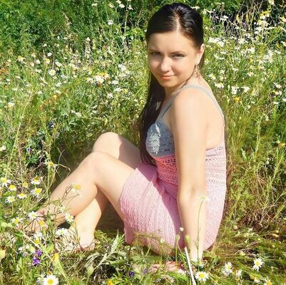  ,   Alla, 32 ,   