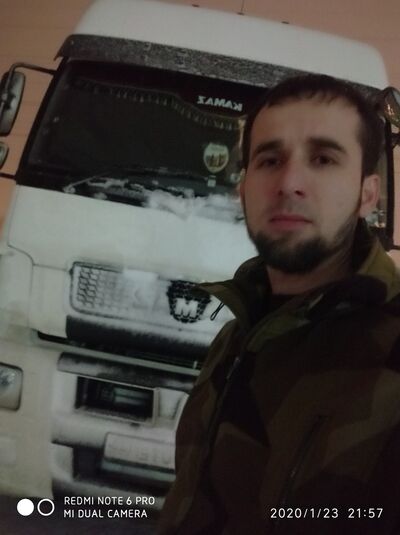  ,   Artur, 35 ,   ,   , c 