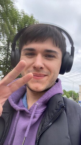  ,   Nicolae, 24 ,   ,   