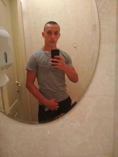  -,   Igor, 25 ,   ,   , c 