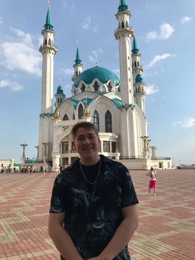  ,   Denis, 24 ,   ,   